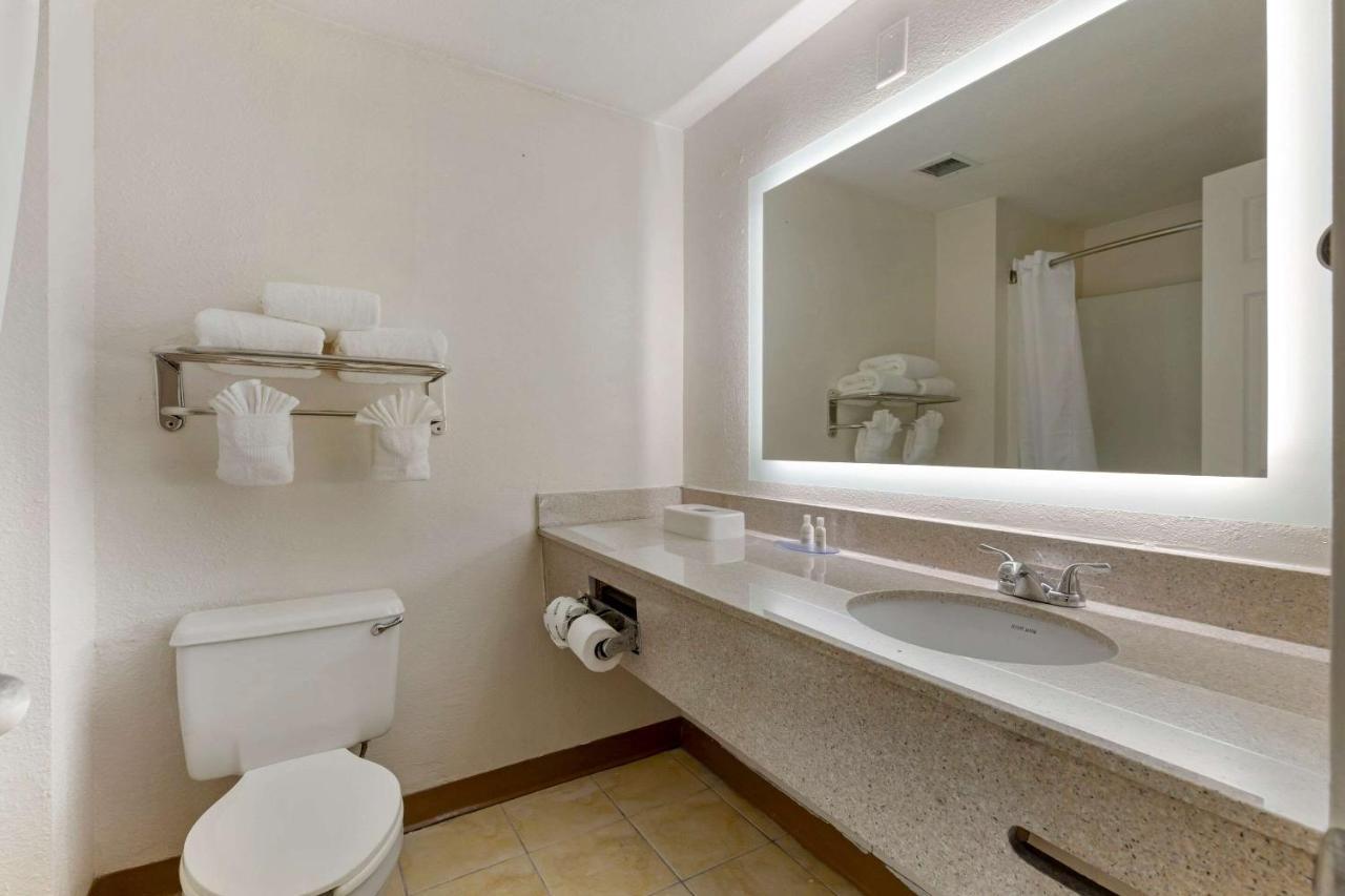 Suburban Extended Stay Hotel 罗利 外观 照片